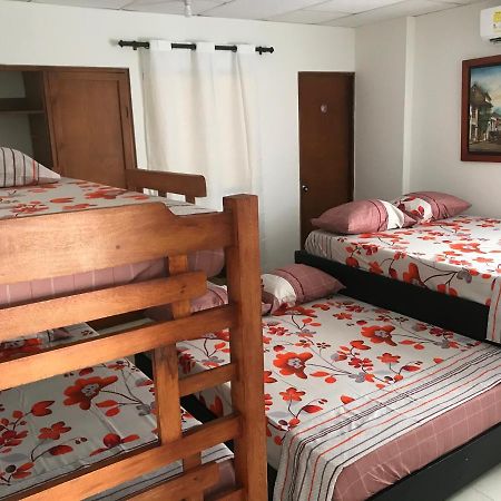 Hospedaje Caribe Express Apartment Cartagena Екстериор снимка