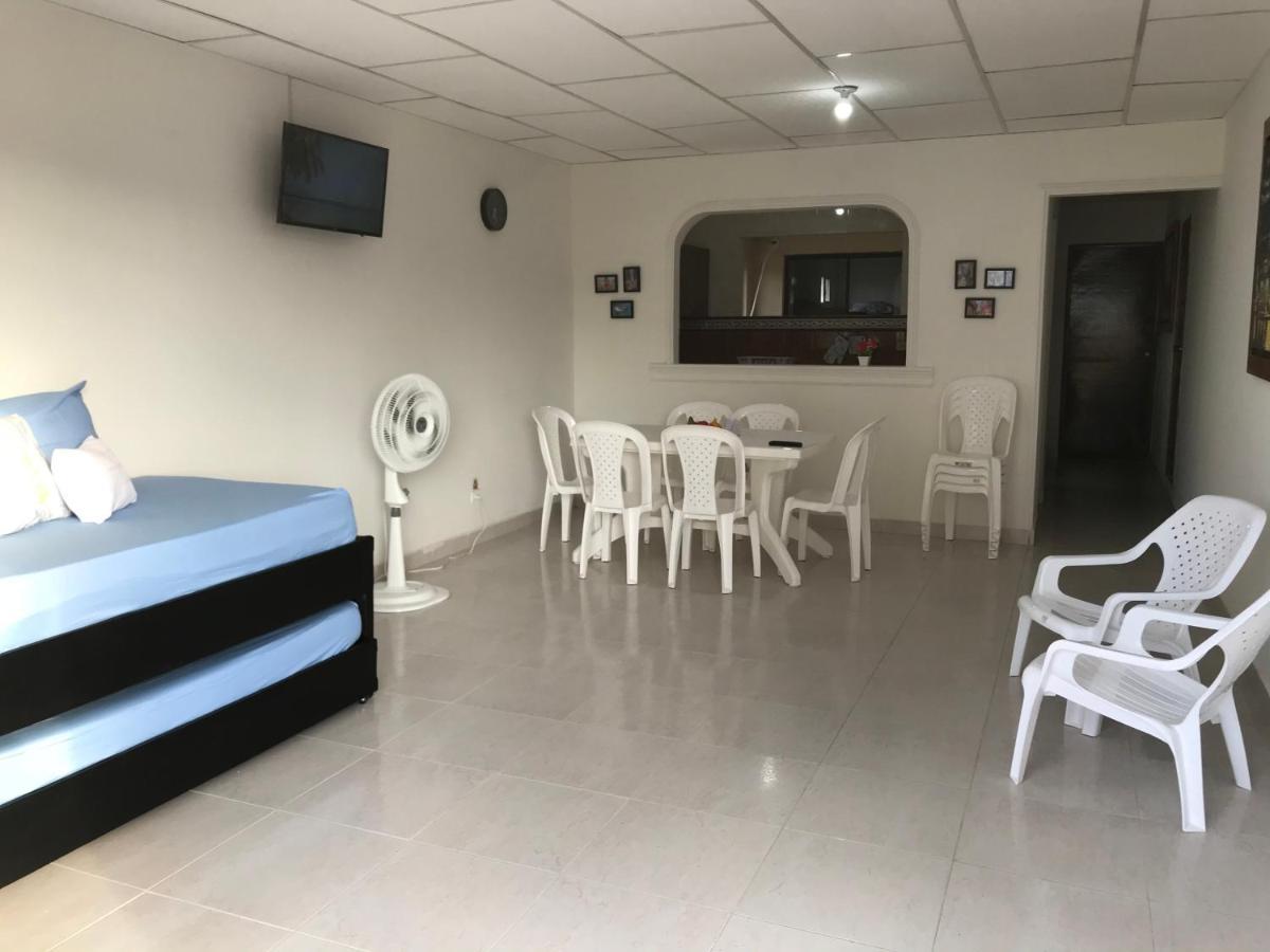 Hospedaje Caribe Express Apartment Cartagena Екстериор снимка