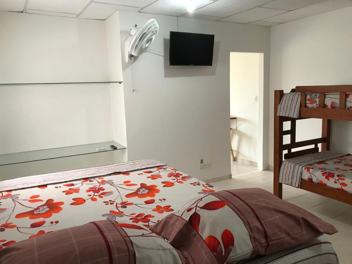 Hospedaje Caribe Express Apartment Cartagena Екстериор снимка