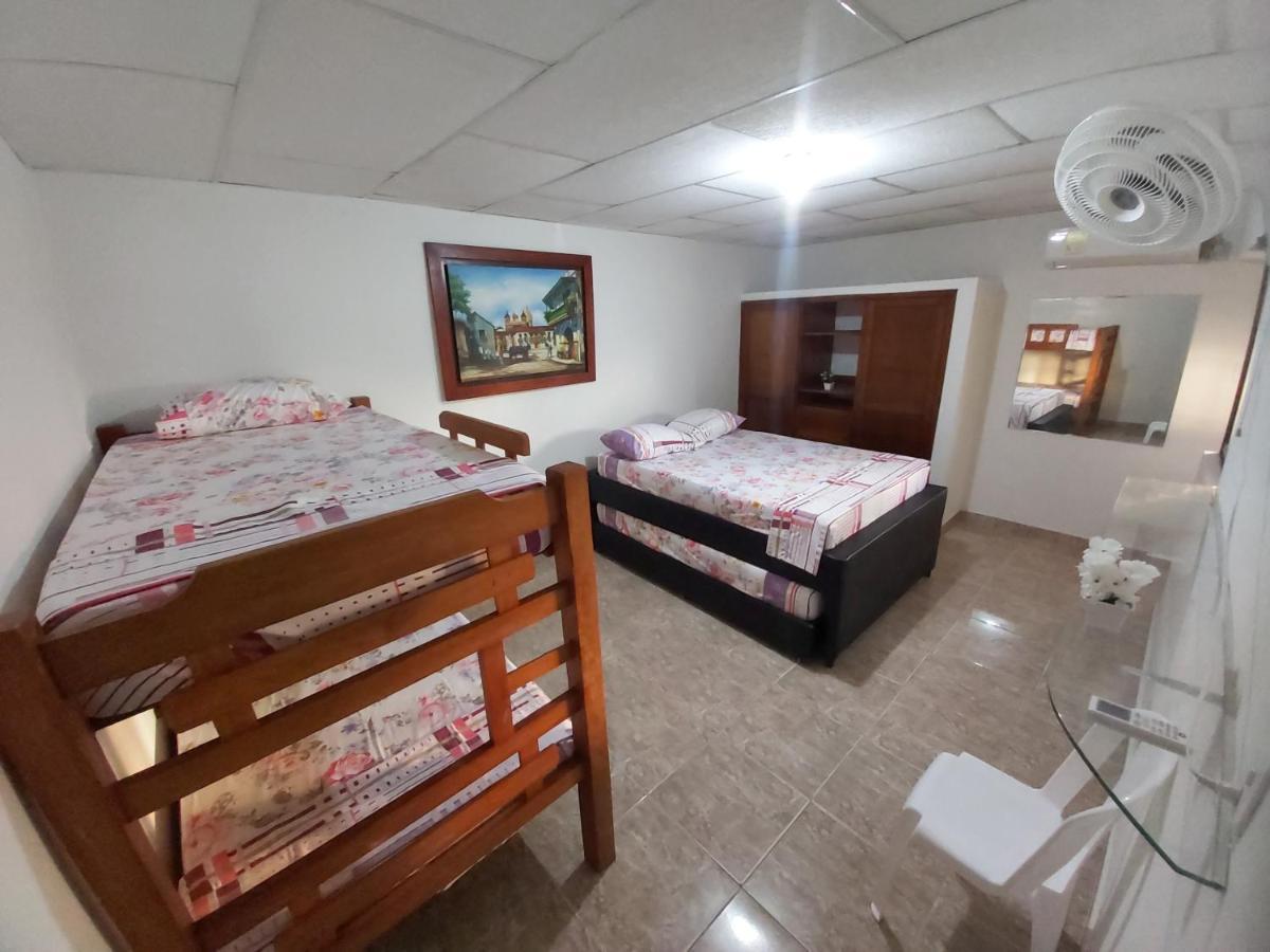 Hospedaje Caribe Express Apartment Cartagena Екстериор снимка