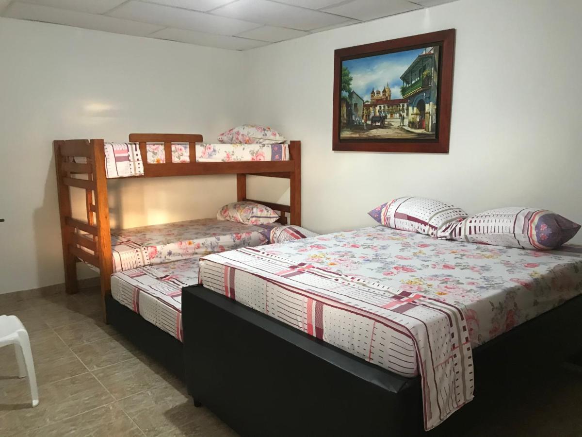 Hospedaje Caribe Express Apartment Cartagena Екстериор снимка